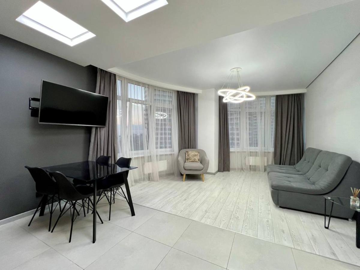 44 Pearl Stylish 1-Bedroom Apartment Odessa Zewnętrze zdjęcie